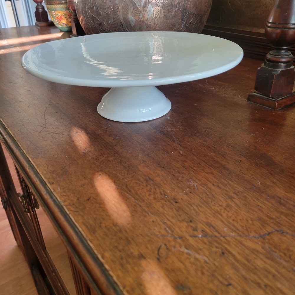 CAKE STAND , NEW IN BOX